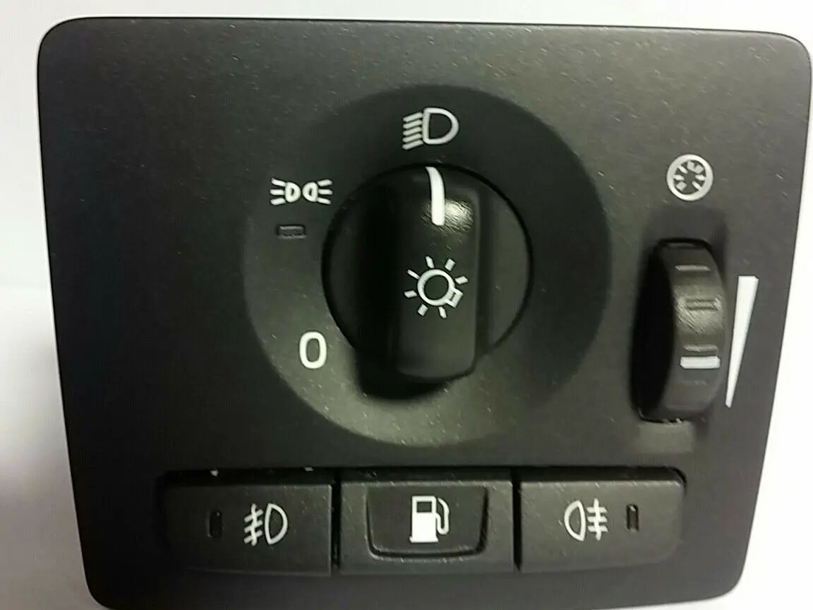 Volvo Headlight Switch 30669735/04W08T, c40, c70, S40 V50 w/front/rear fog light by Volvo
