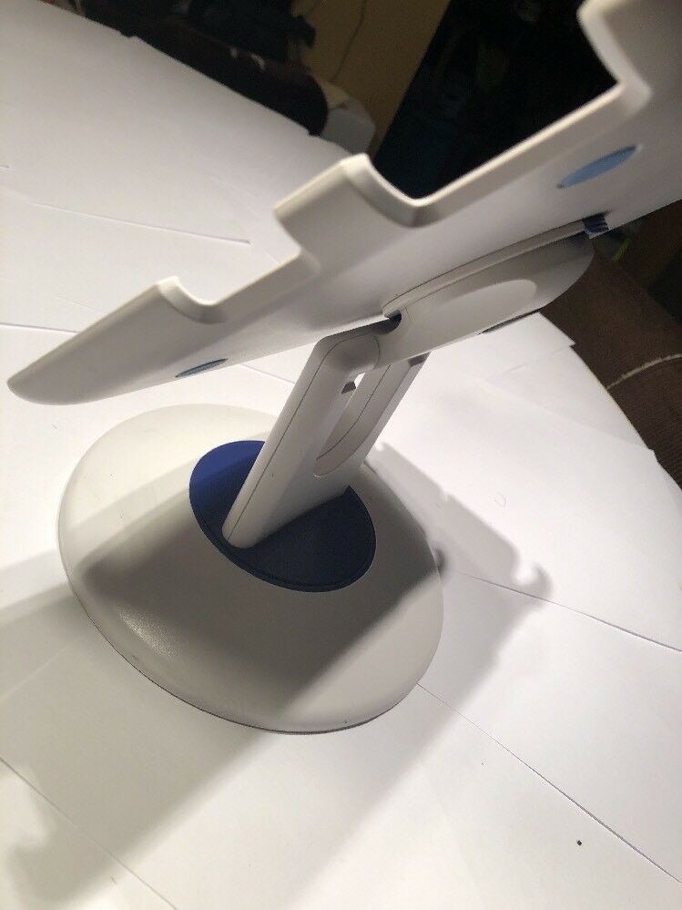 Bracketron White Ipad Stand